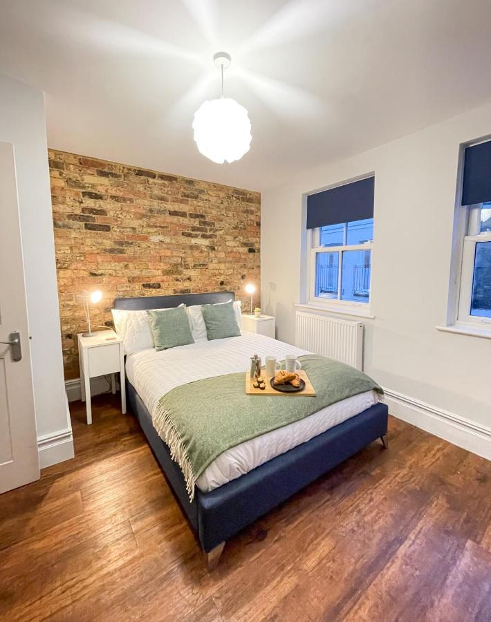 Stunning Brighton Seaside 2-Bedroom Townhouse With Patio, Sleeps 6 Exteriér fotografie