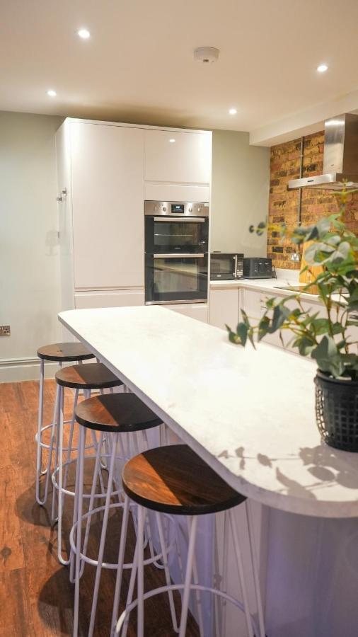 Stunning Brighton Seaside 2-Bedroom Townhouse With Patio, Sleeps 6 Exteriér fotografie